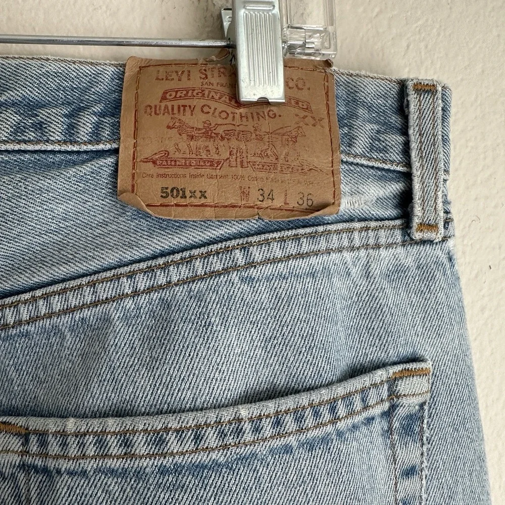 Levis features some